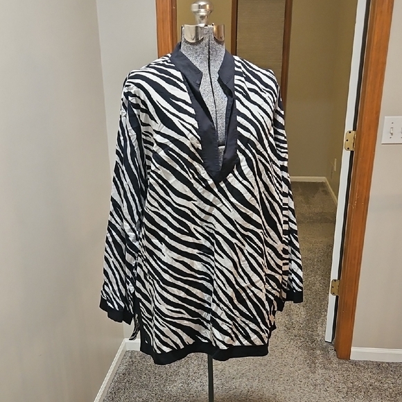 Jones New York Tops - Jones New York Zebra Cotton Blouse